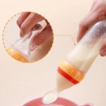 Squeezing-Feeding-Bottle-Silicone-Newborn-Baby-Training-Rice-Spoon-Infant-Cereal-Food-Supplement-Feeder-Safe-Tableware